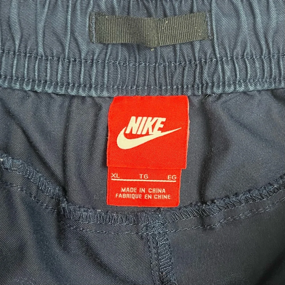 Nike Sportswear Mens Tech Chino Jogger Pants XL Dark Blue Tapered C2